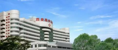 西安市中心医院眼科医术好吗?医生介绍，戳进来看一下近视眼矫正案例图吧!