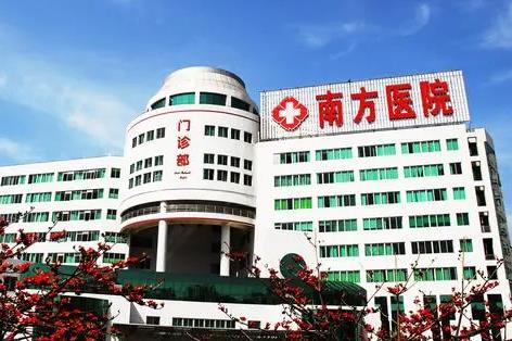 广州南方医院双眼皮哪个医生好？罗勇、姜平等医师技术都不错！附案例