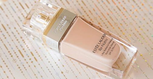 雅诗兰黛粉底液01.jpg 雅诗兰黛粉底液01.jpg