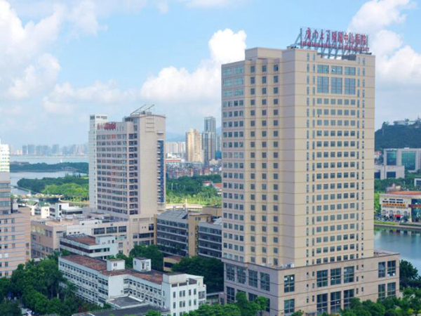 厦门大学附属中山医院.jpg 厦门大学附属中山医院.jpg