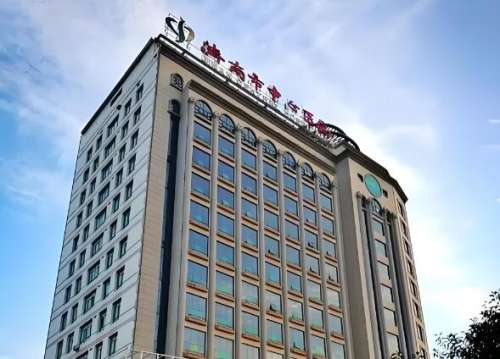 济南市中心医院.jpg