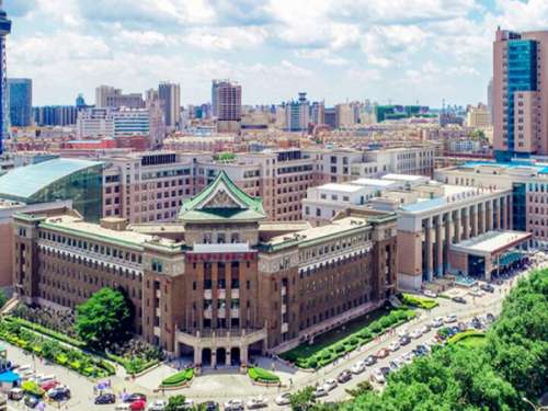 吉林大学第一医院双眼皮多少钱？速看费用标准与案例过程揭晓