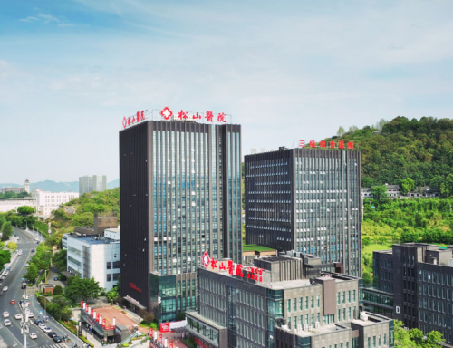 重庆松山整形美容医院做磨骨医生：专业与技术的实力矩阵