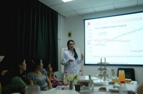 武汉大学人民医院整形美容外科医生：成就了小敏的“电眼”养成记