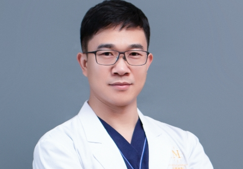青岛武伟亮医生现在在哪？青岛“造美魔术师”，一篇带GPS坐标的深度寻人记